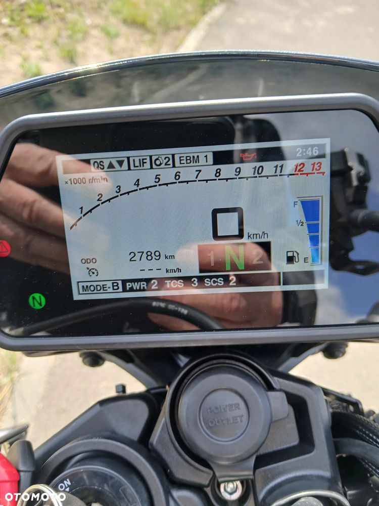 Yamaha MT - 16