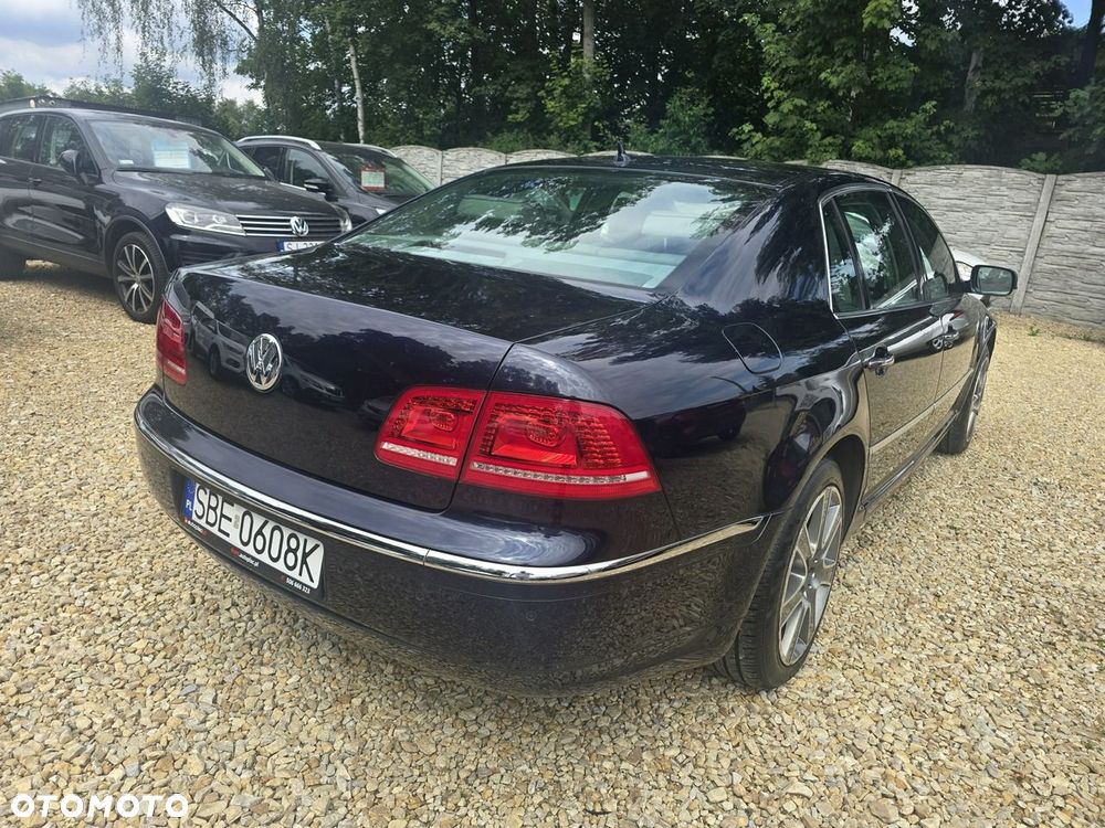 Volkswagen Phaeton - 35