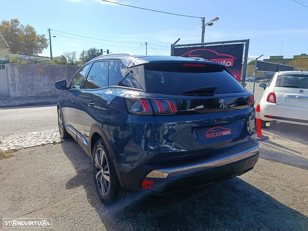 Peugeot 3008 1.6 Hybrid Allure Pack e-EAT8 - 17