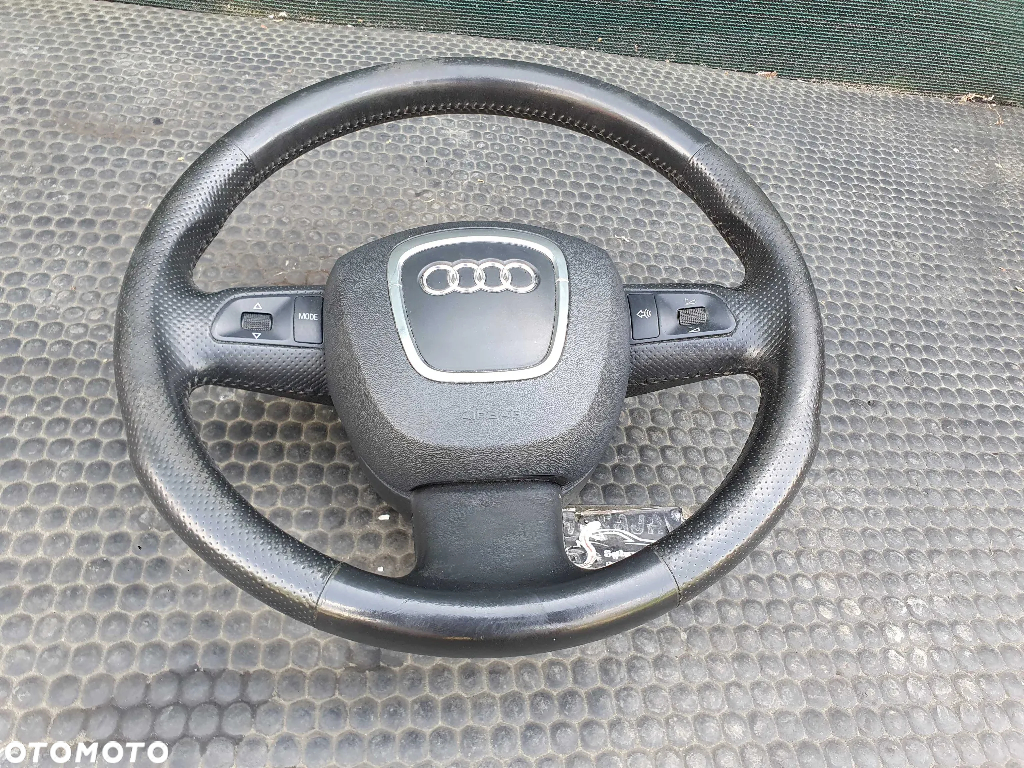 Kierownica Trzy 3 Ramienna Czarna Pikowana Skóra Air Bag Poduszka Wtyczka AUDI A4 B6 B7 - 2