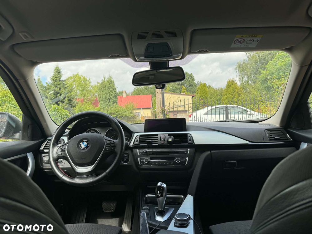 BMW Seria 3 318d Blue Performance Sport Line - 9