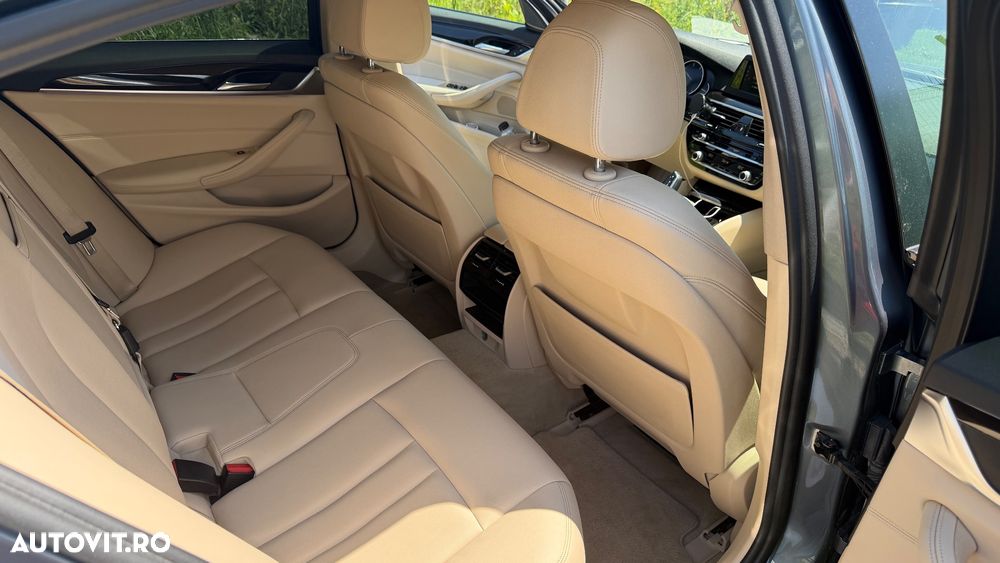 BMW Seria 5 520d EfficientDynamics Edition AT - 10