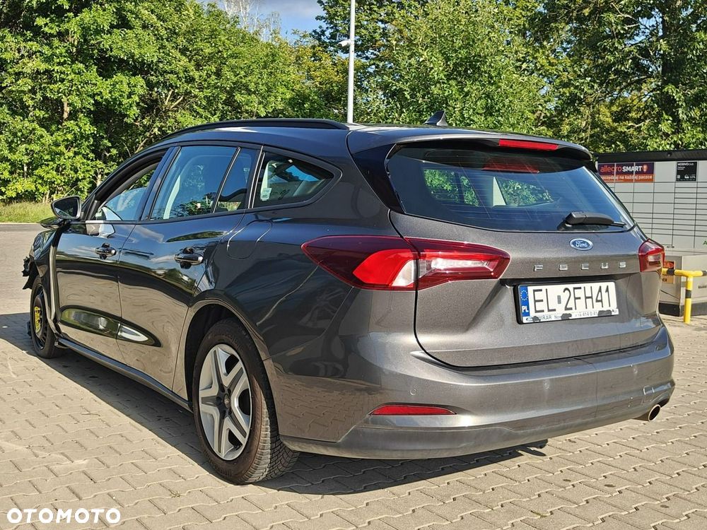Ford Focus - 5