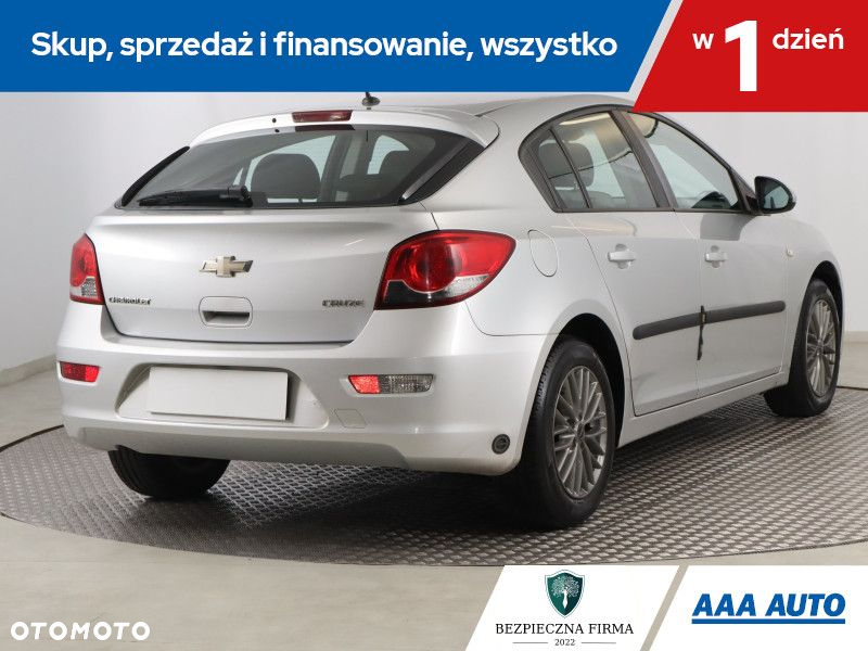 Chevrolet Cruze - 6