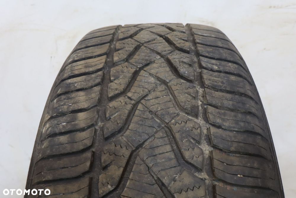 OPONA OPONY 2 SZT BARUM QUARTARIS 5 ZIMA 215/55/16 22R - 13