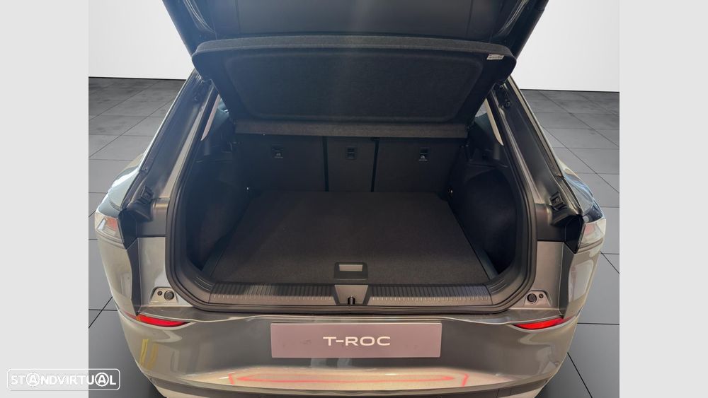 VW T-Roc 1.5 eTSI Style DSG - 10