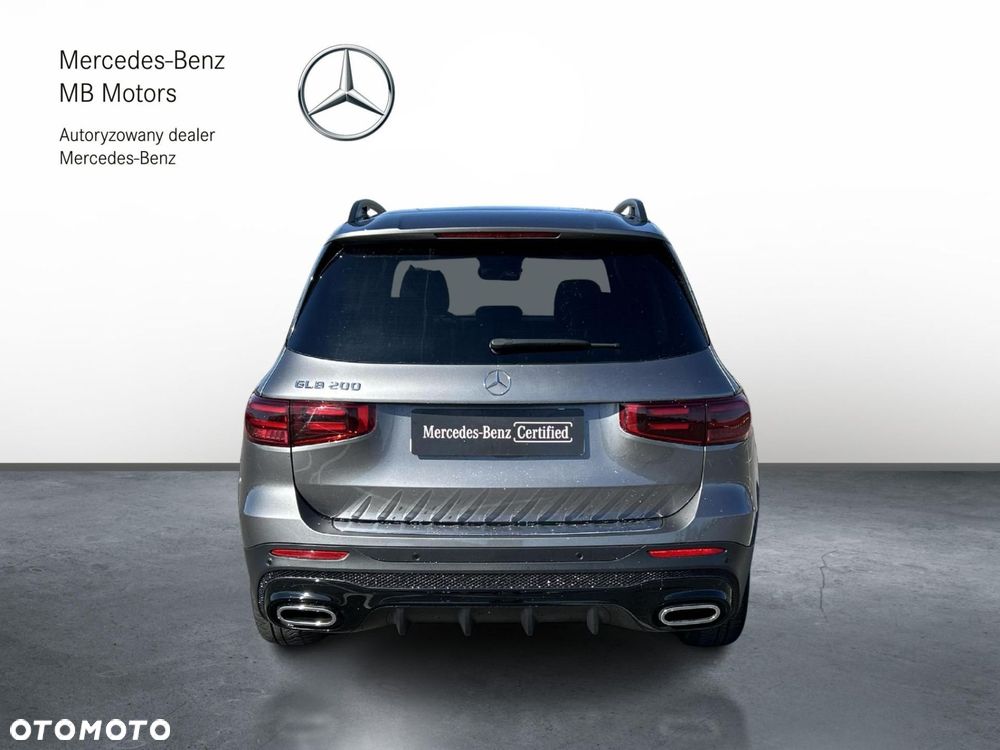 Mercedes-Benz GLB - 4