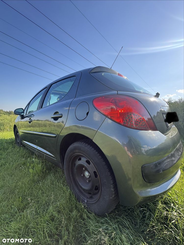 Peugeot 207 - 4