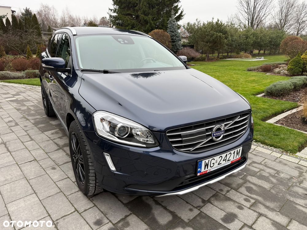 Volvo XC 60 D5 AWD Geartronic Summum - 2