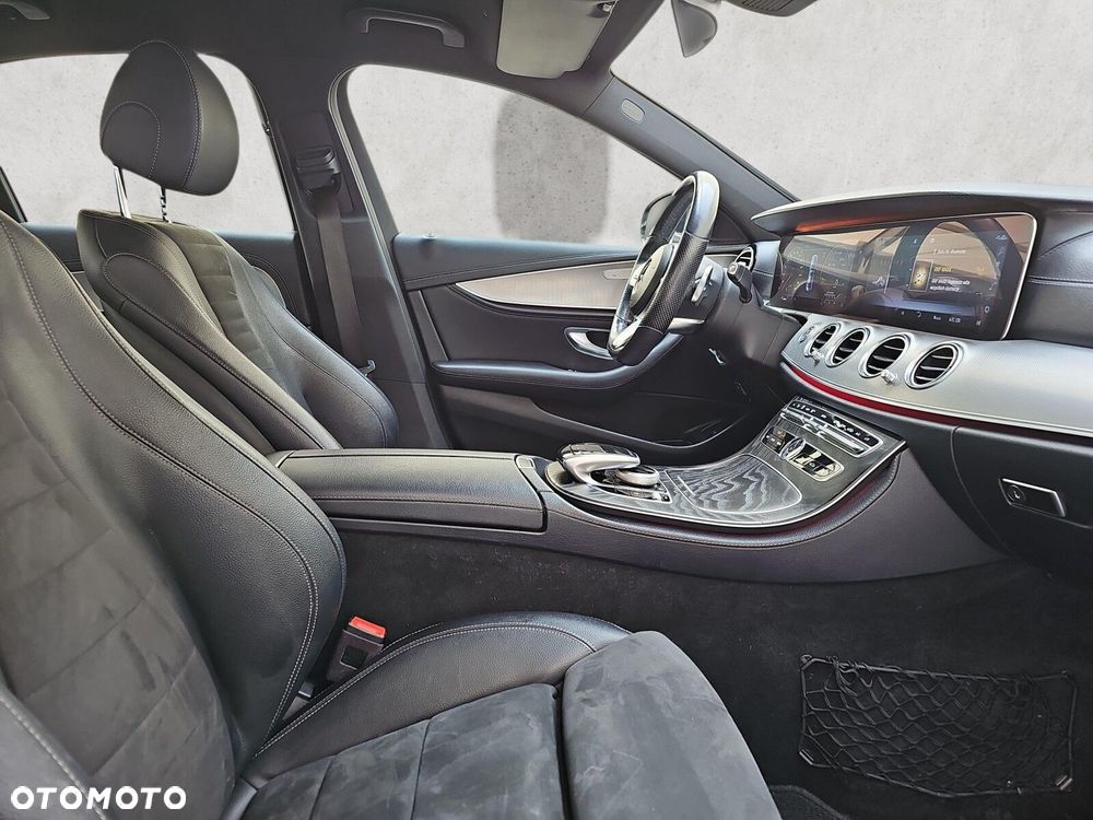 Mercedes-Benz Klasa E - 14