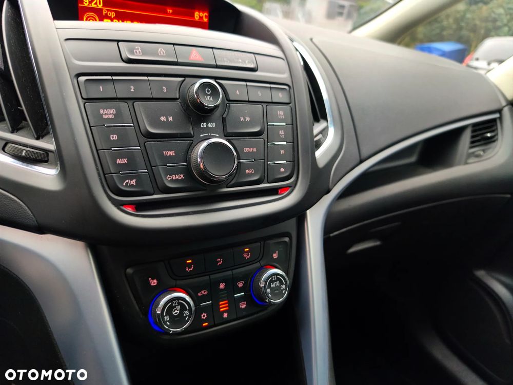Opel Zafira Tourer 1.4 Turbo Business Edition - 30