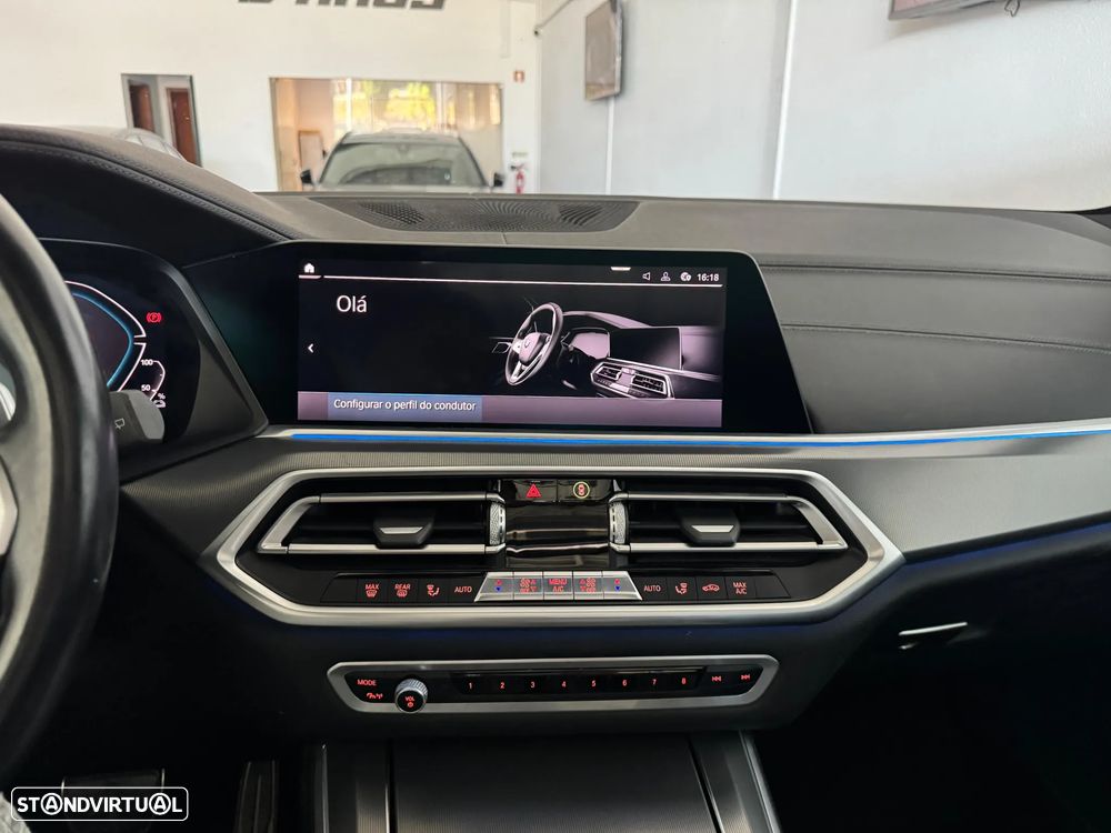BMW X5 45 e xDrive Pack M - 17