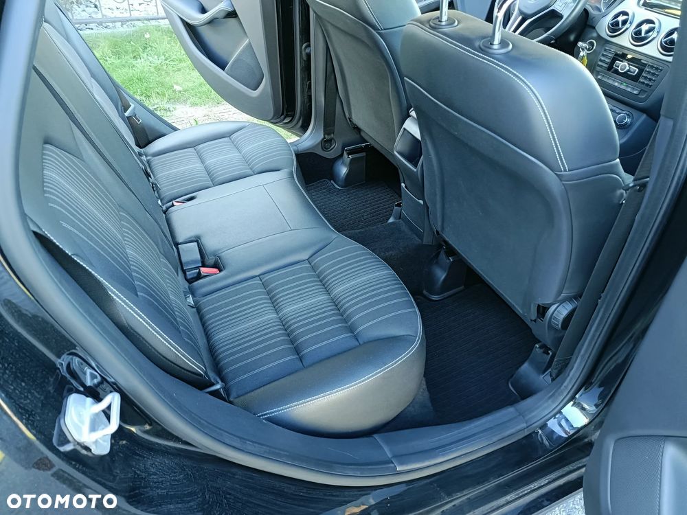 Mercedes-Benz Klasa B 180 Style - 11