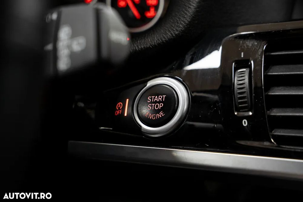 BMW X3 xDrive30d AT xLine - 36