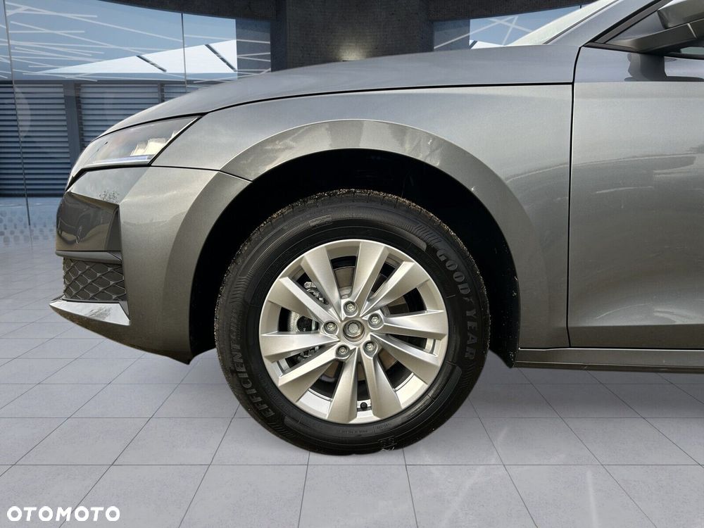 Skoda Octavia 1.5 TSI mHEV Drive Essence DSG - 29