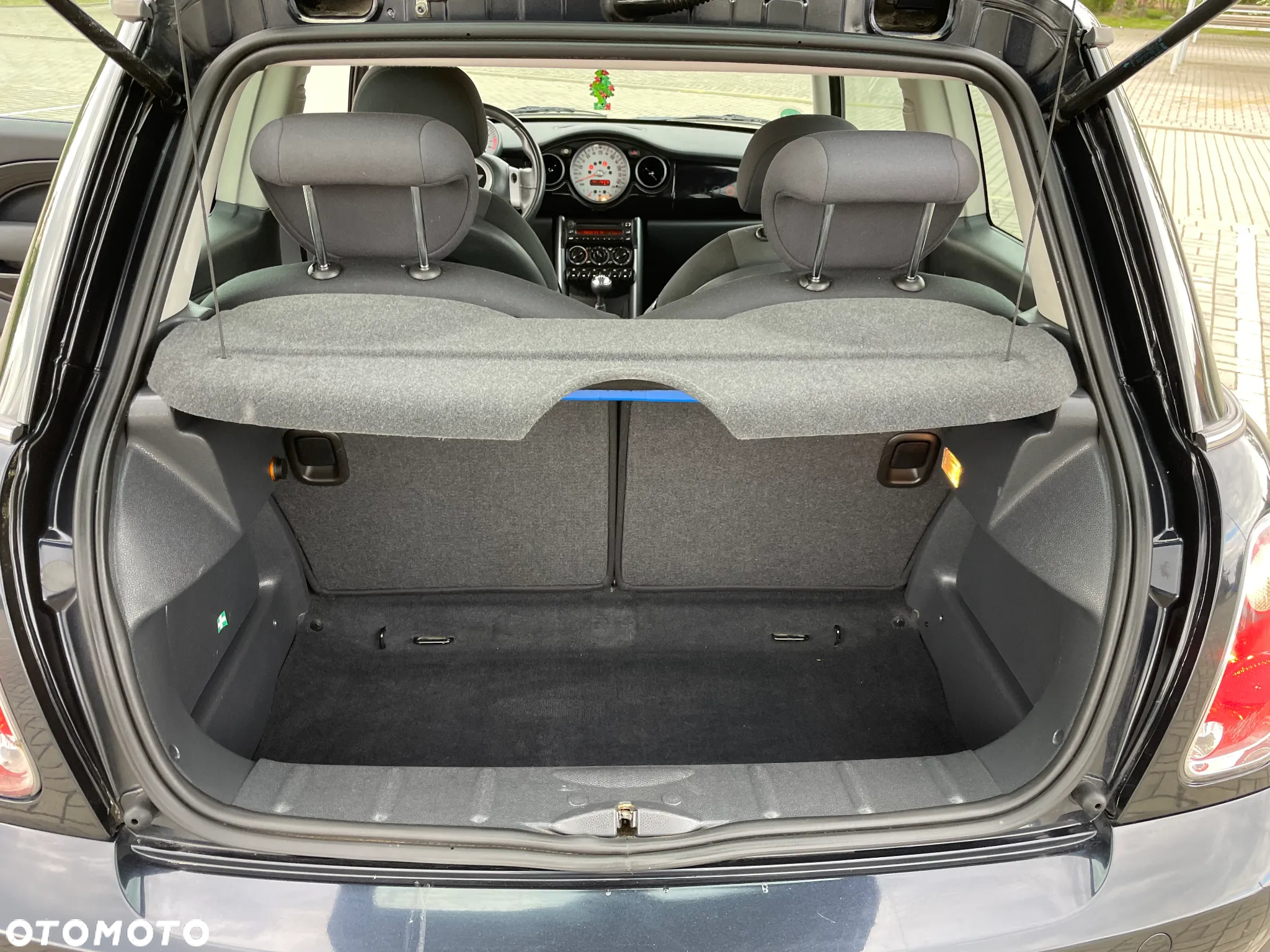 MINI ONE Seven - 16
