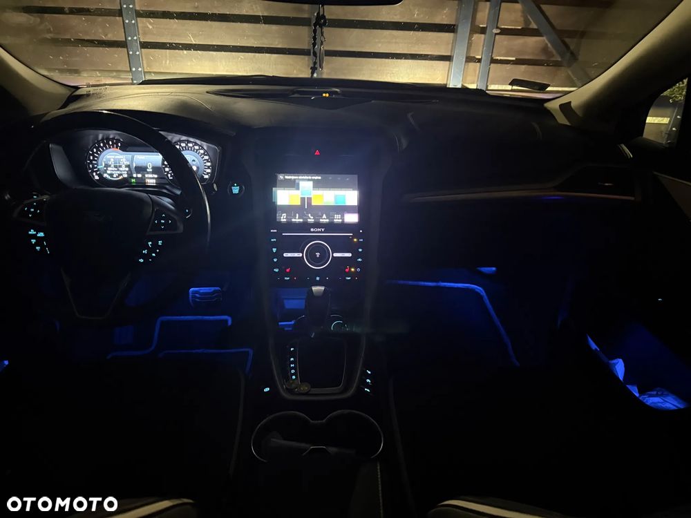 Ford Mondeo Vignale 2.0 TDCi PowerShift - 12