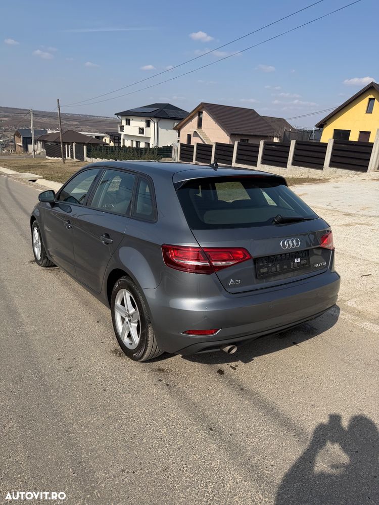 Audi A3 1.6 TDI ack (clean diesel) S tronic S line Sportpaket - 3