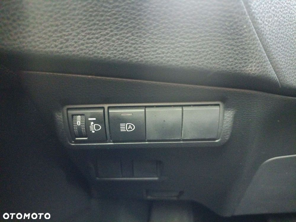 Toyota Corolla Cross - 22
