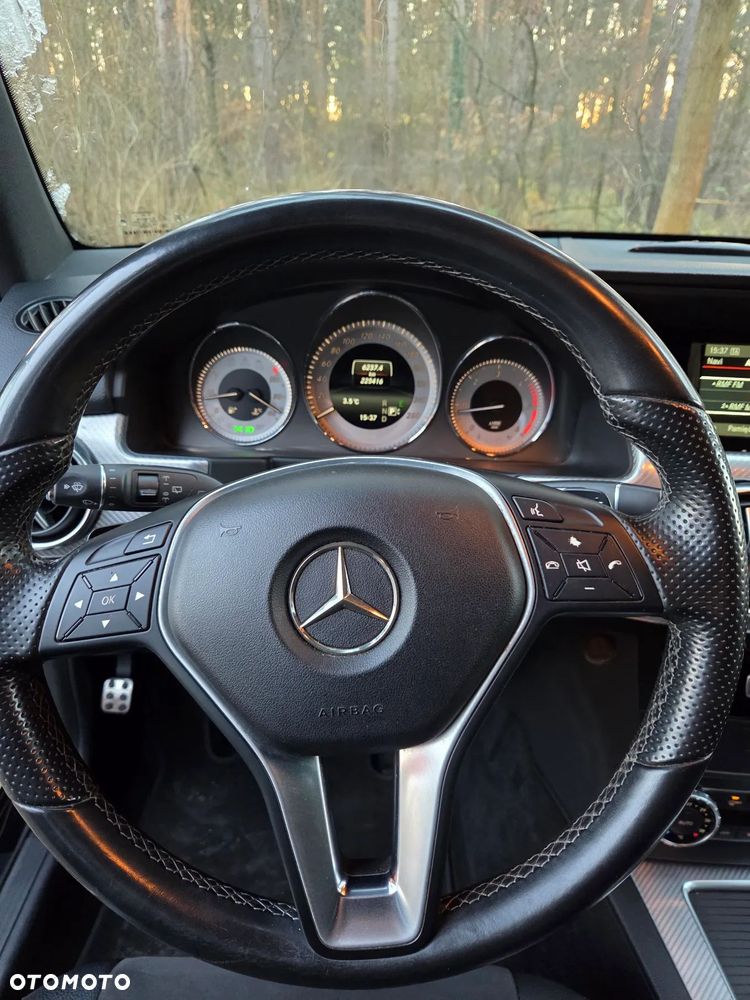 Mercedes-Benz GLK - 13