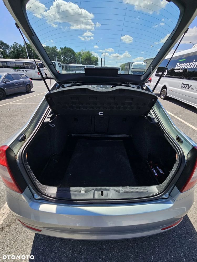 Skoda Octavia 1.4 TSI Ambiente - 8