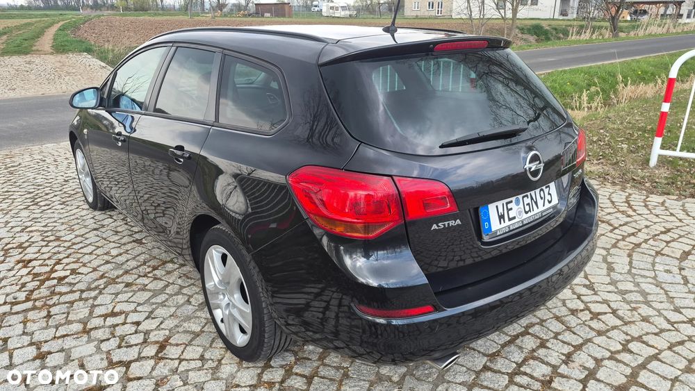 Opel Astra 1.4 T Edition 150 - 3