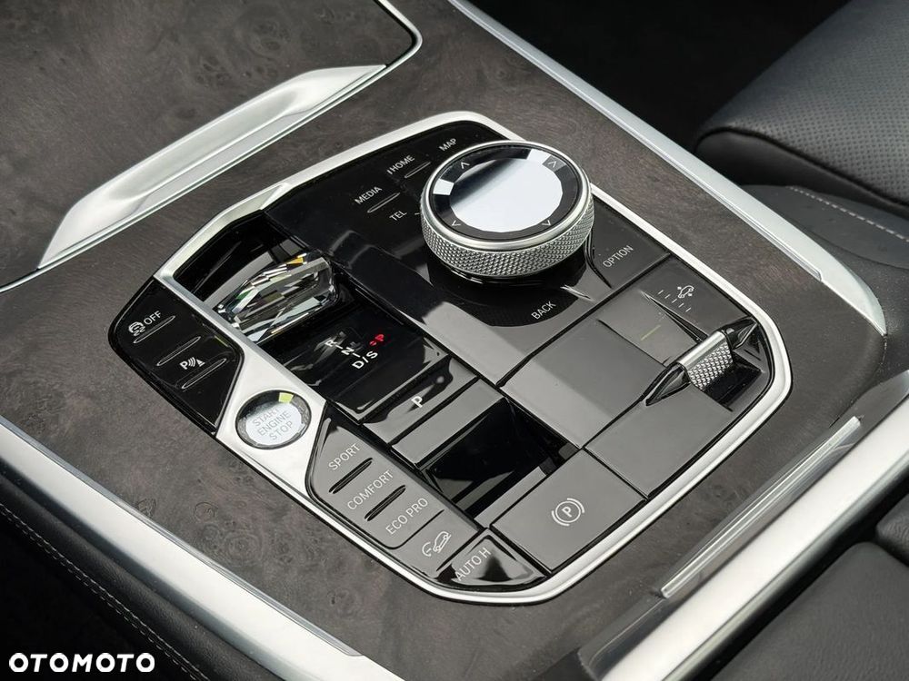 BMW X7 - 15