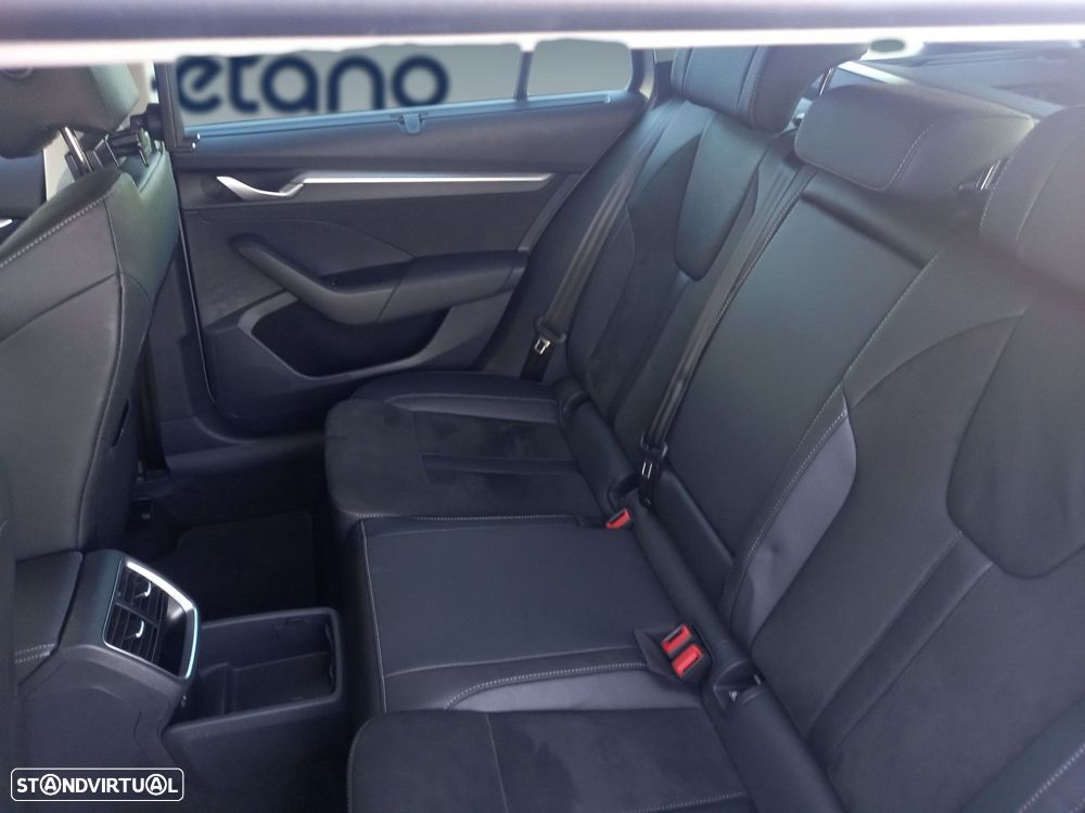 Skoda Octavia Break 2.0 TDI DSG - 16