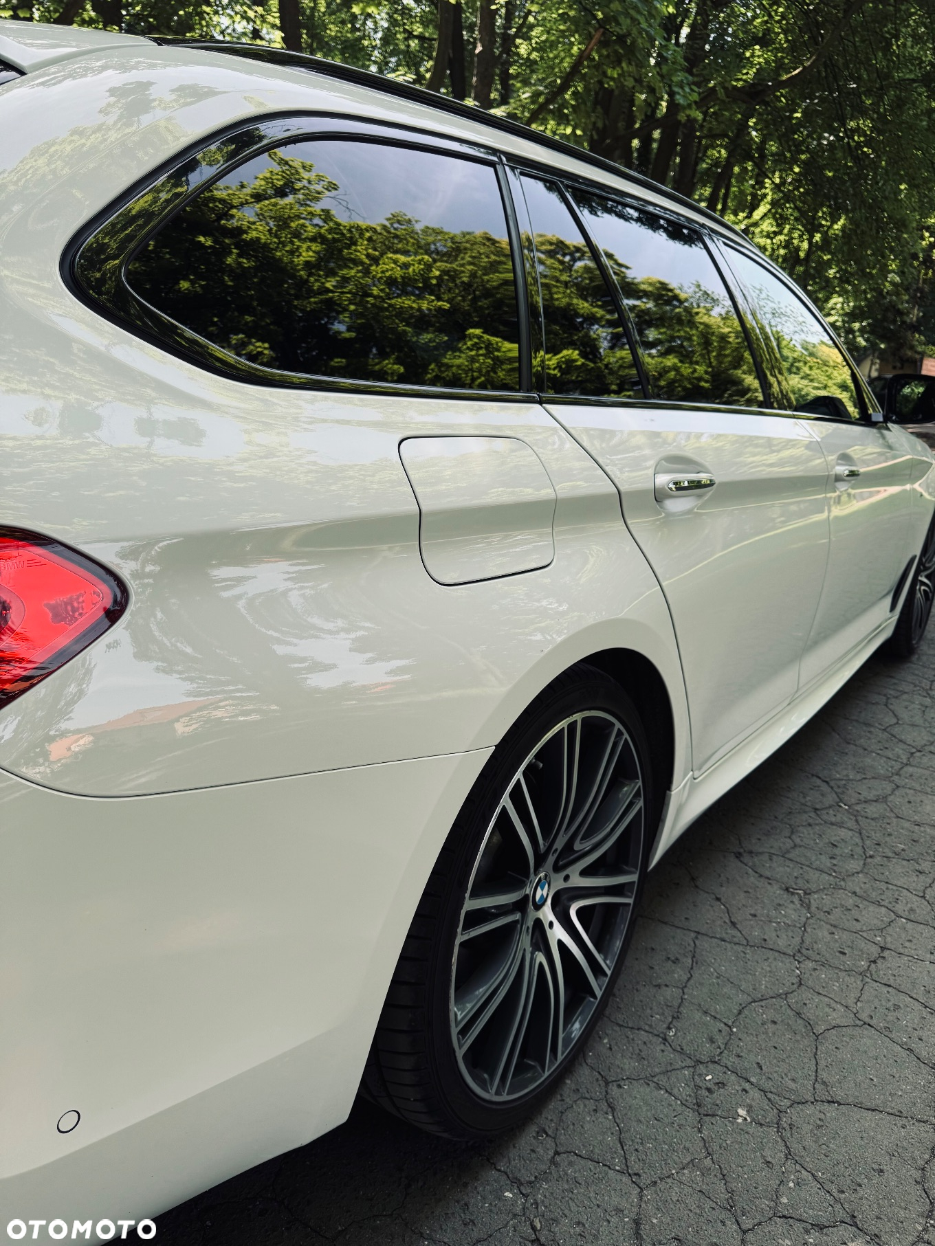 BMW Seria 5 520d Touring M Sport Edition - 16