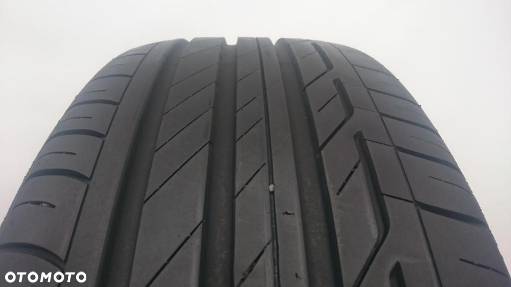 BRIDGESTONE TURANZA T001 225/45/19 opona poj. - 2