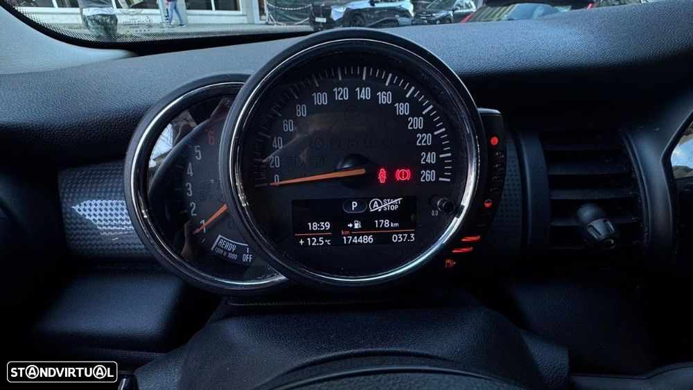 MINI 5 Portas Cooper D Aut. - 20