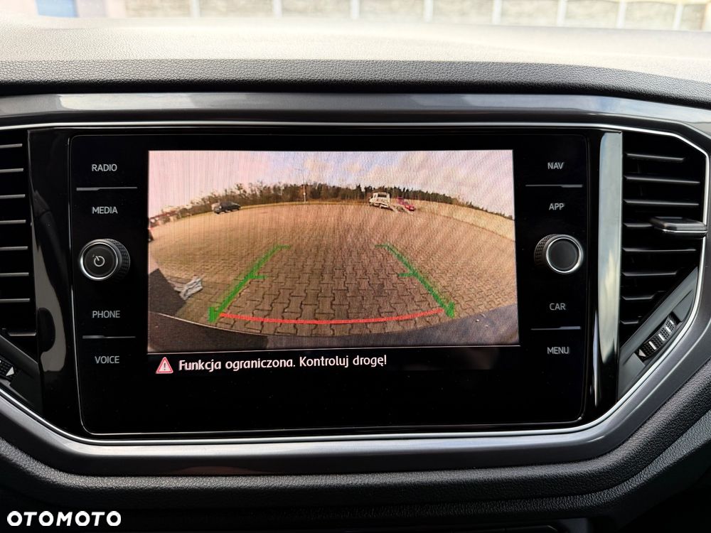 Volkswagen T-Roc 2.0 TDI SCR 4MOTION DSG IQ.DRIVE - 24