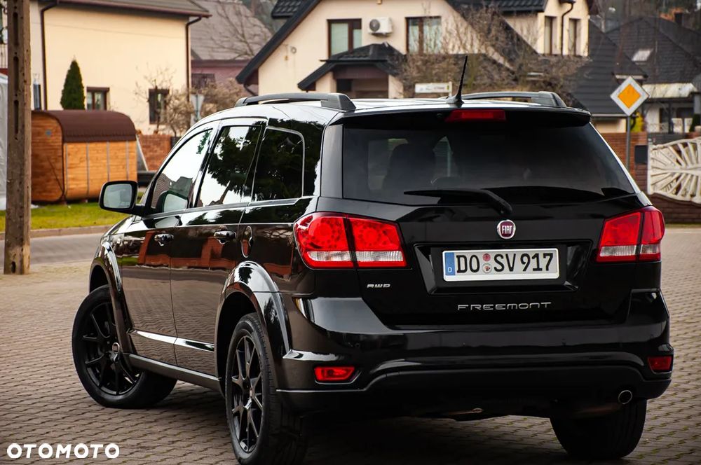 Fiat Freemont 2.0 Multijet 16V DPF Automatik Allrad Black Code - 3