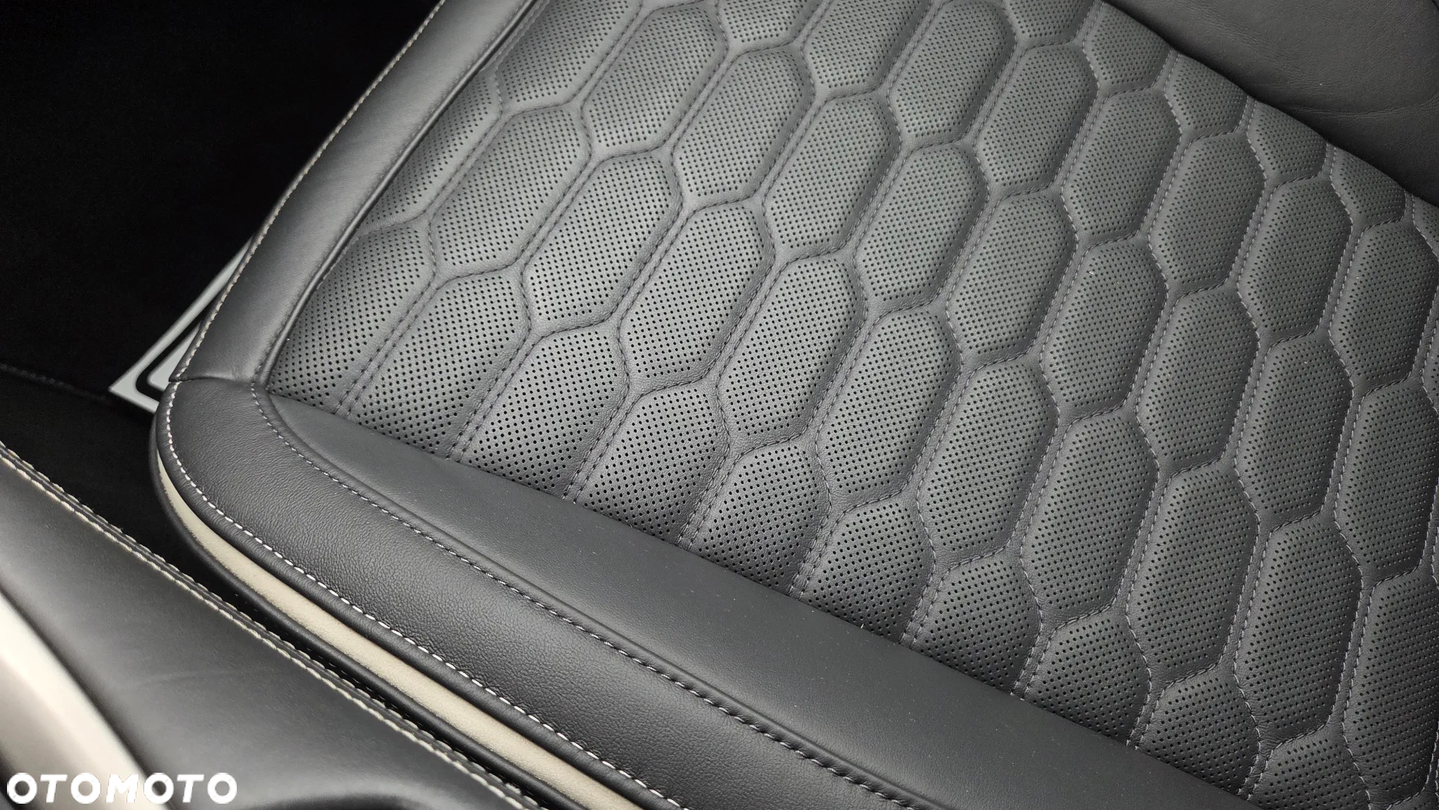 Ford Mondeo Vignale 2.0 EcoBoost - 12