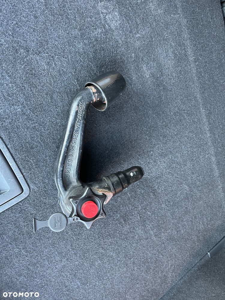 Volkswagen Golf 1.4 TSI BlueMotion Technology DSG Highline - 32