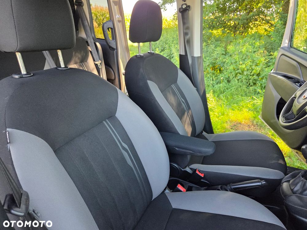 Fiat Doblo 1.4 16V Active - 21