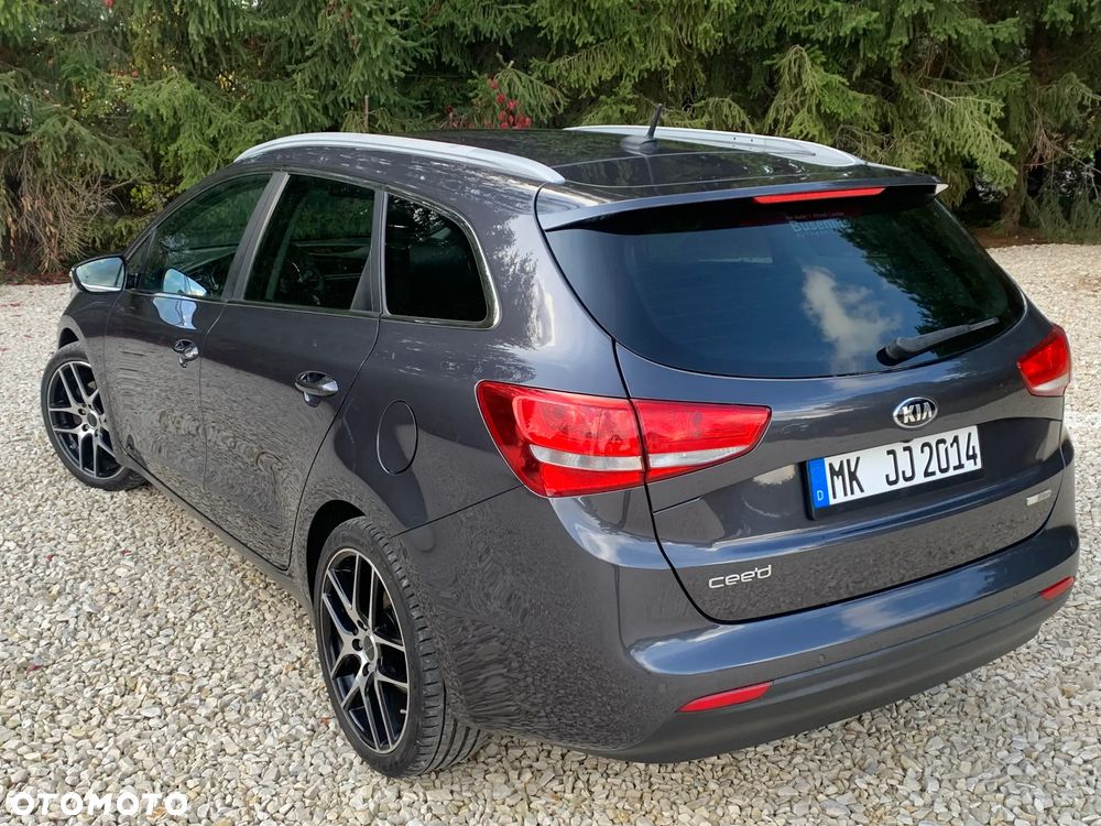Kia Ceed 1.6 CRDi GT Line - 9