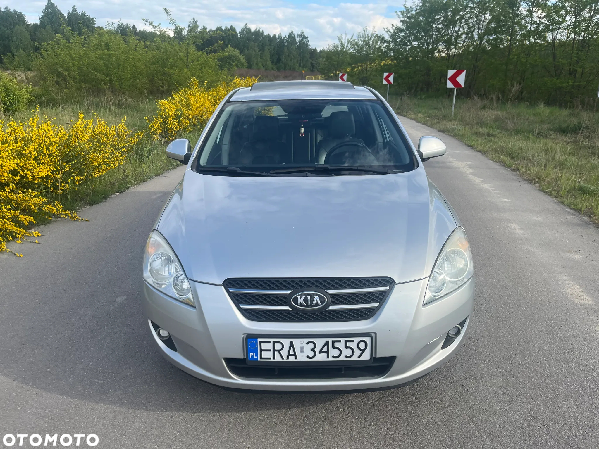 Kia Ceed - 4