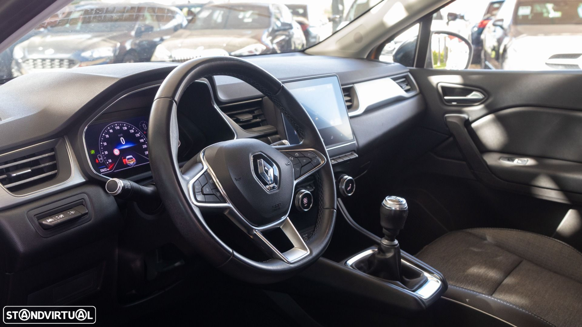 Renault Captur 1.0 TCe Exclusive - 4