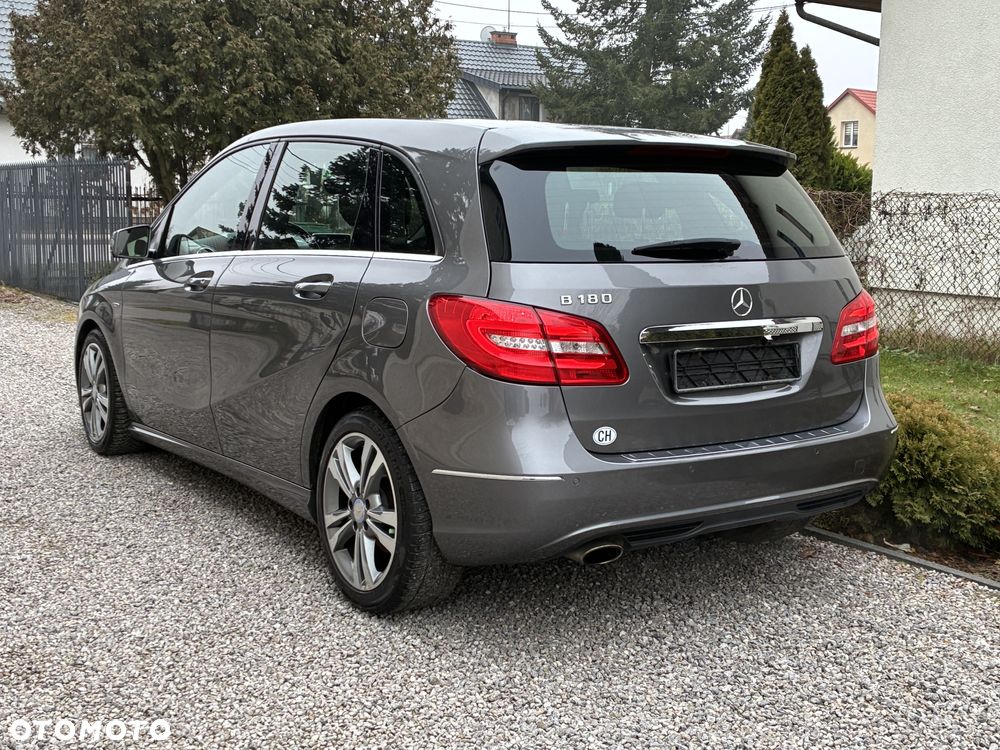 Mercedes-Benz Klasa B 180 BlueEFFICIENCY Edition - 6