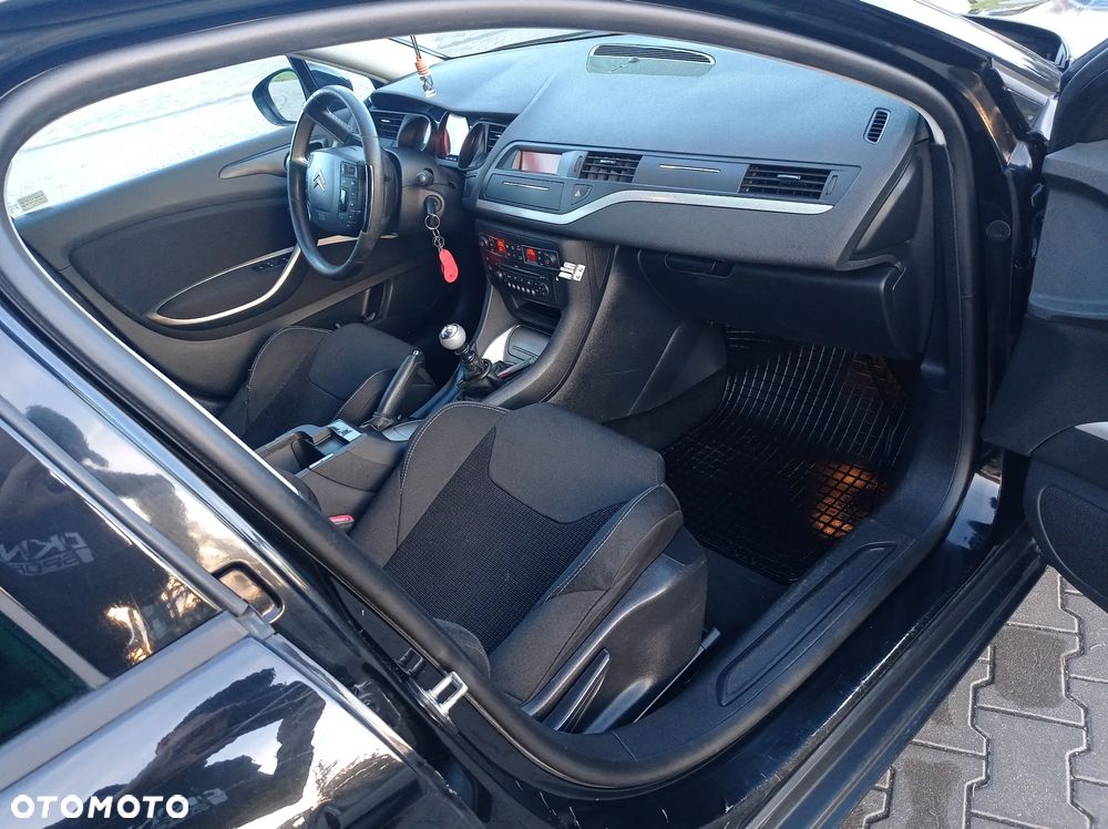 Citroën C5 2.0 HDi Attraction - 12