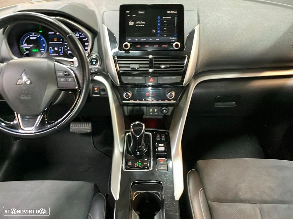 Mitsubishi Eclipse Cross - 10