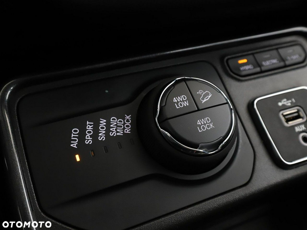 Jeep Compass 1.3 T-GDI 4xe PLUG-IN HYBRID Automatik Limited - 30