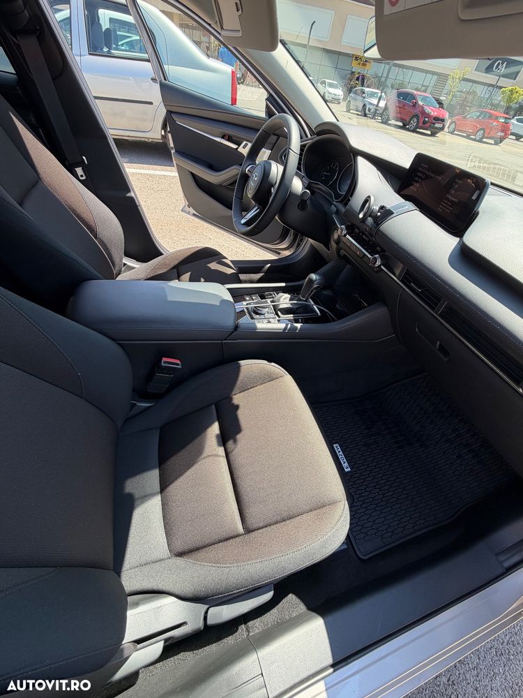 Mazda 3 e-SKYACTIV-G 150 M HYBRID DRIVE EXCLUSIVE-LINE - 32