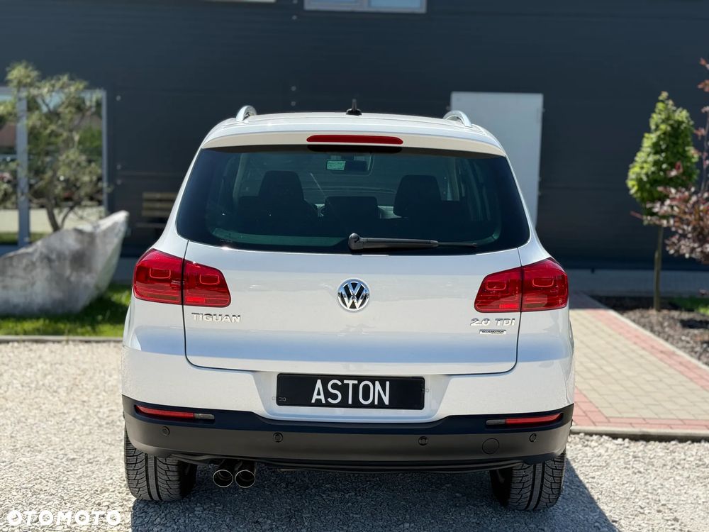 Volkswagen Tiguan 2.0 TDI DPF BlueMotion Technology Lounge Sport & Style - 10