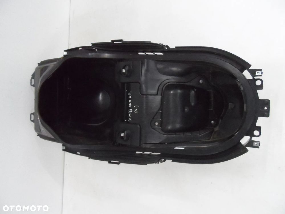 YAMAHA MAJESTY 400  wypełnienie pod fotel, miska wanna - 1