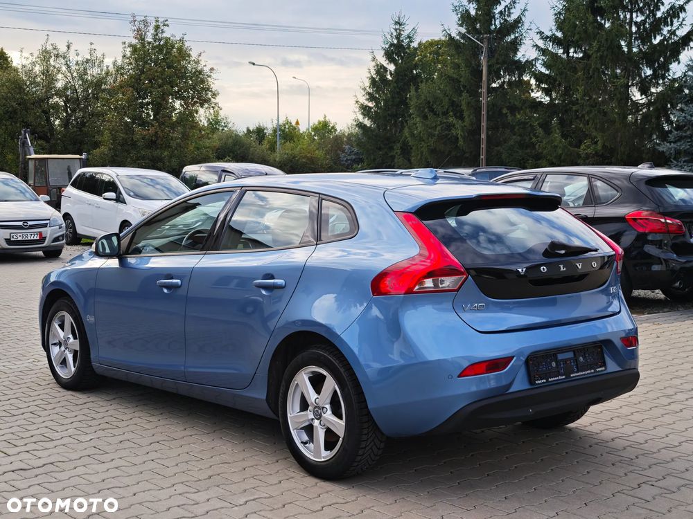 Volvo V40 D2 Linje You - 6