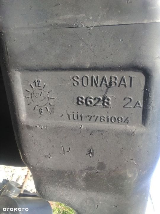 ZBIORNIK PALIWA MASSEY FERGUSON 6170 - 4