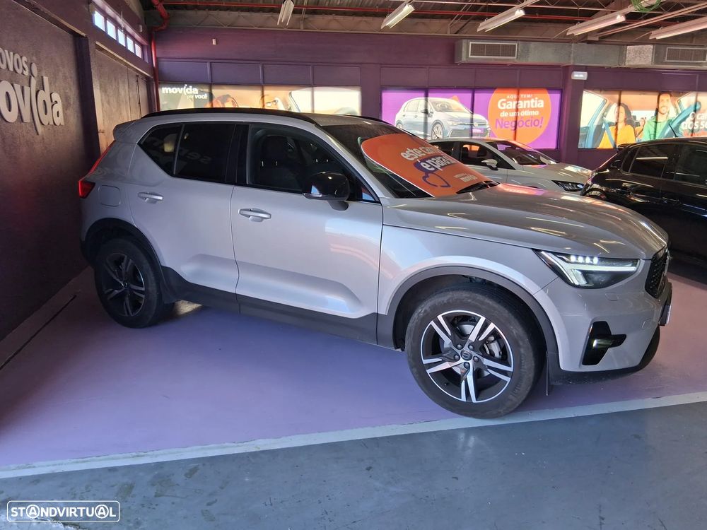 Volvo XC 40 1.5 T2 Plus Dark Auto - 2