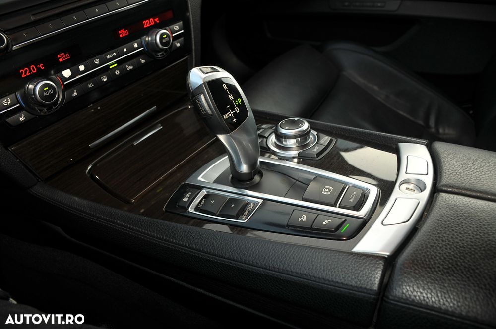 BMW Seria 7 740d xDrive - 14